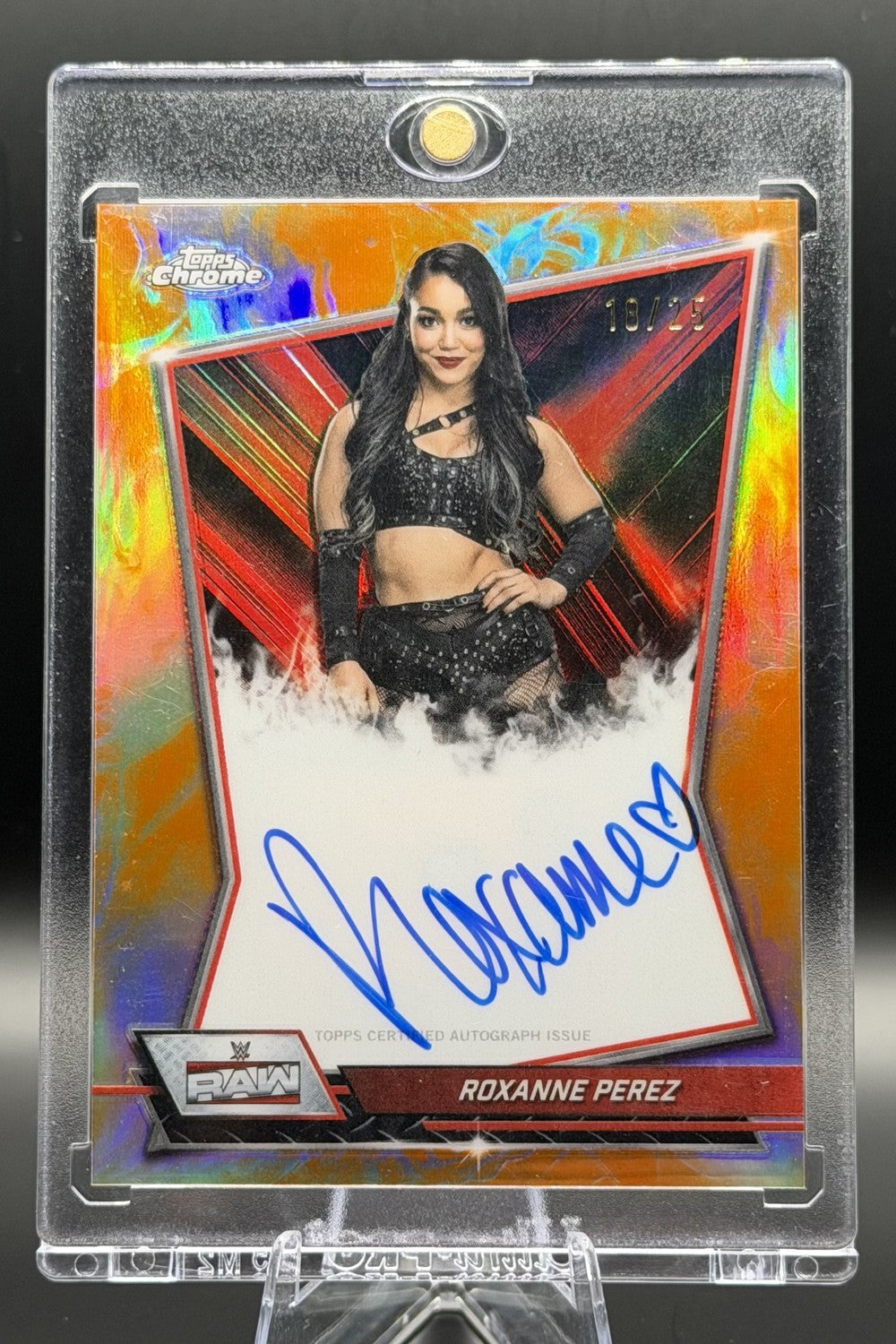 Roxanne Perez 2026 Topps Chrome WWE Autograph Orange Refractor /25 front